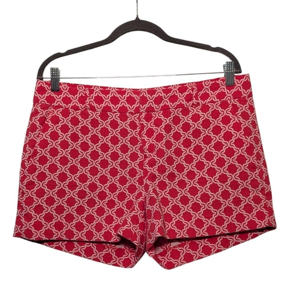 Banana Republic Jacquard Shorts | Size 10 | Coral & Cream Geometric Print